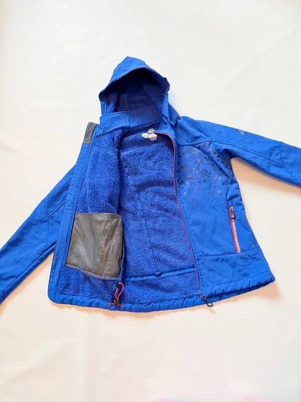 McKinley softshellova bunda teplá, velikost 152 — second hand, velmi dobrý