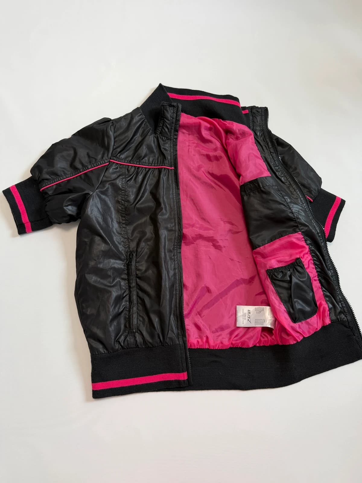 Okay bunda s krátkým rukávem, velikost XS — second hand, velmi dobrý