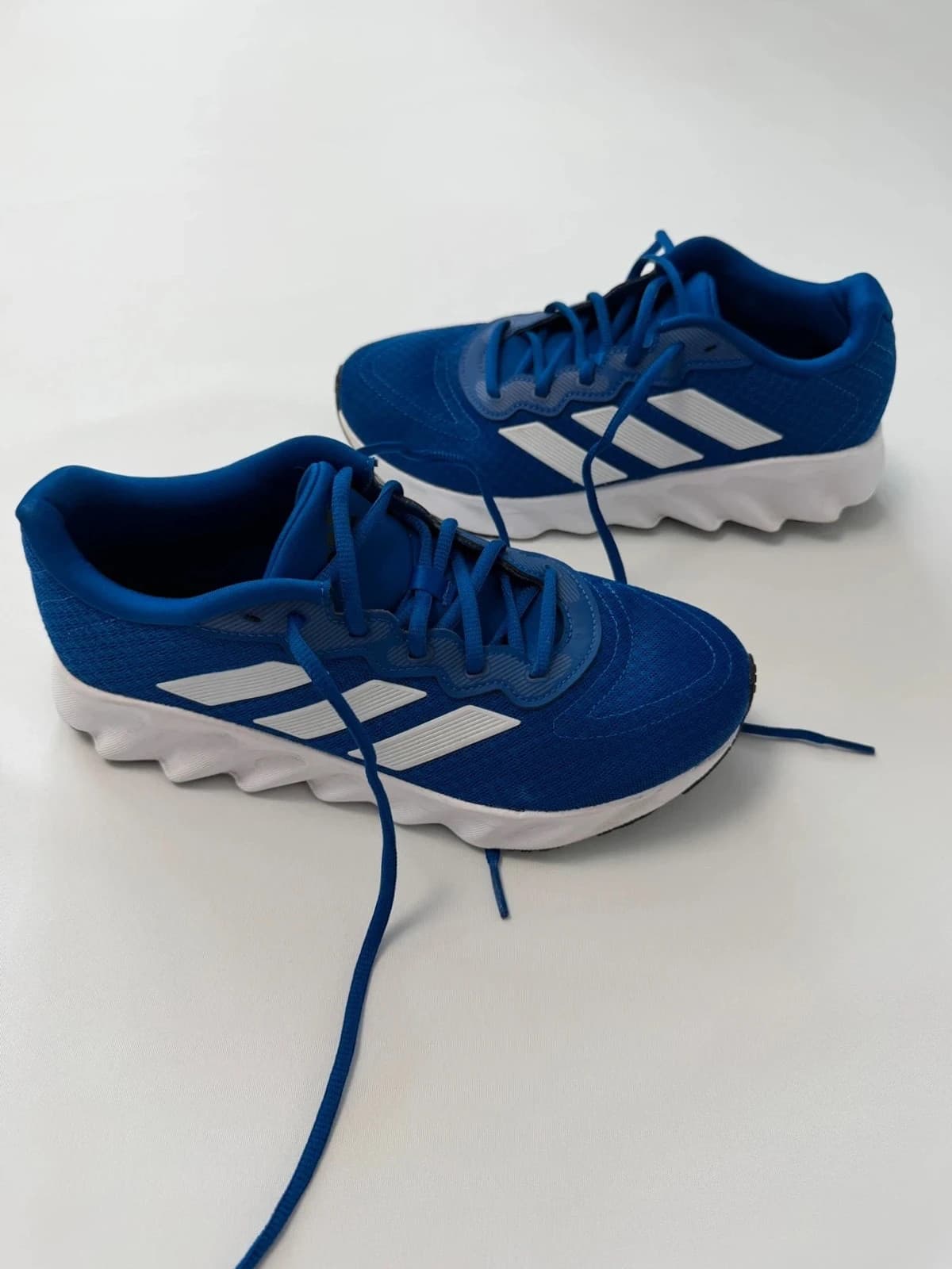 Adidas boty / tenisky, velikost 39 — second hand, velmi dobrý