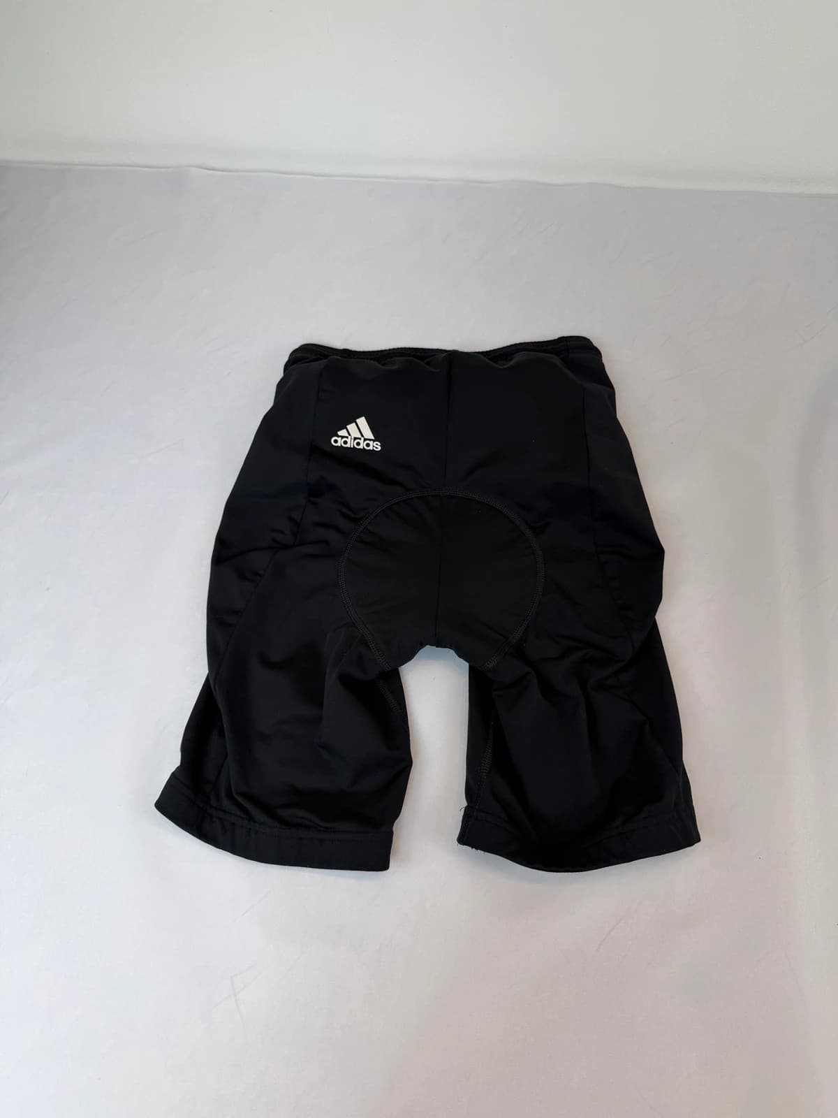 Adidas cyklistické kraťasy, velikost S — second hand, velmi dobrý