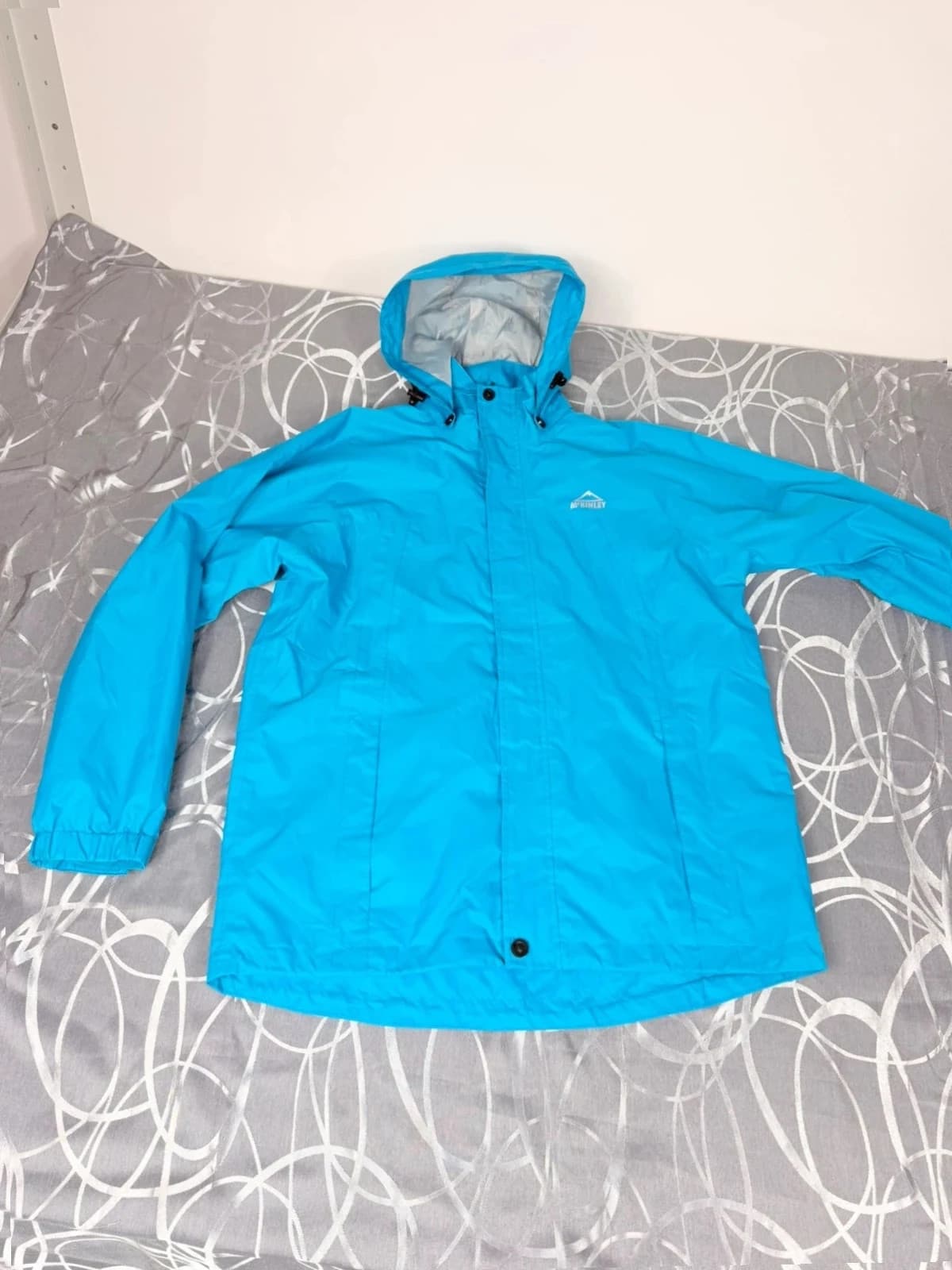 McKinley bunda, velikost 164 — second hand, velmi dobrý