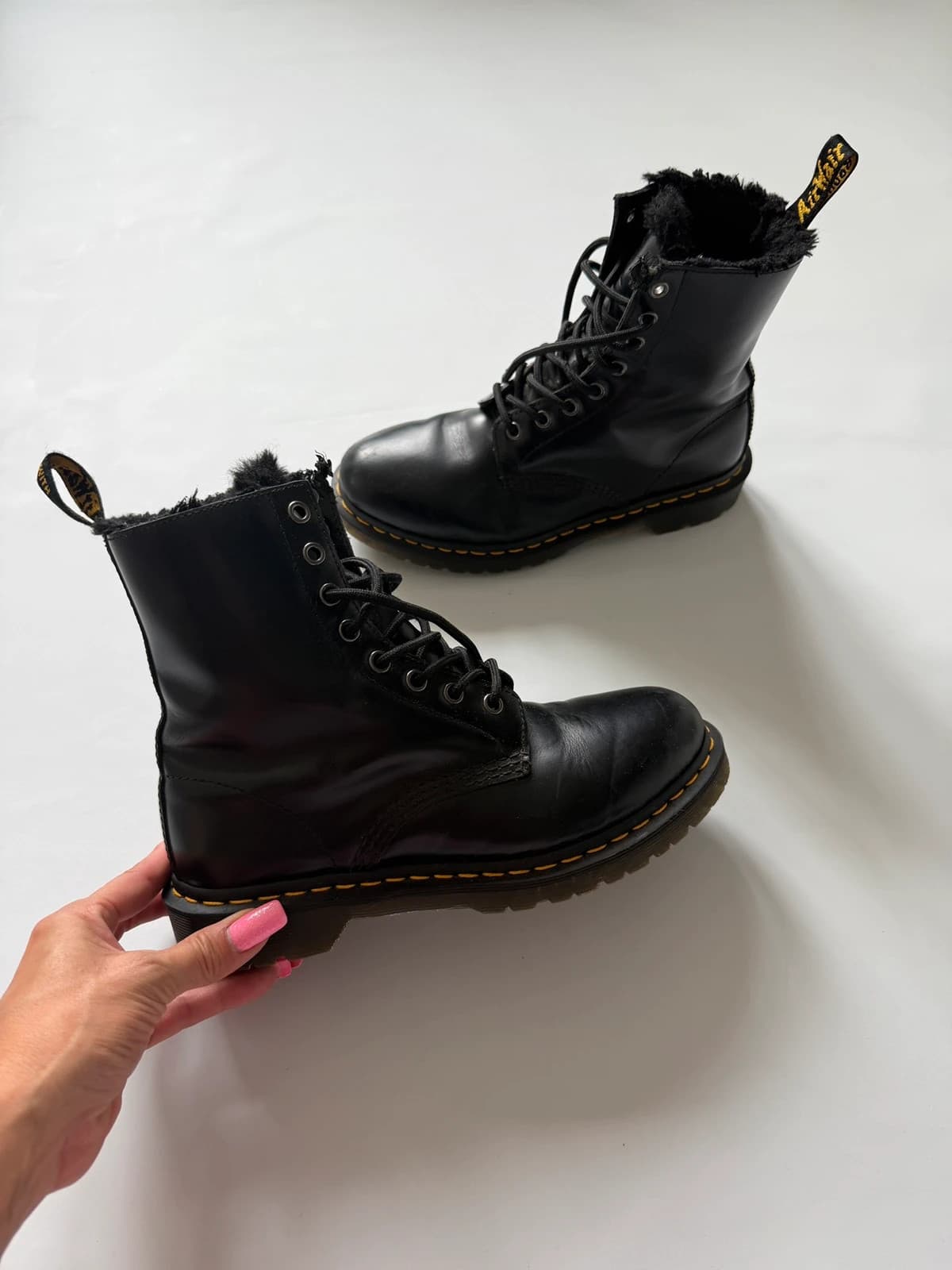 Dr.Martens boty, velikost 39 — second hand, velmi dobrý