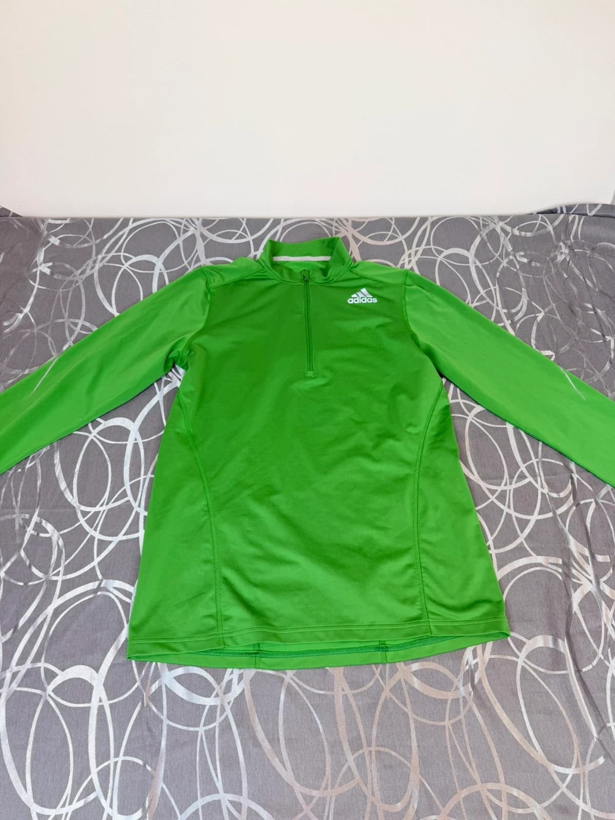 Adidas mikina, velikost M — second hand, velmi dobrý