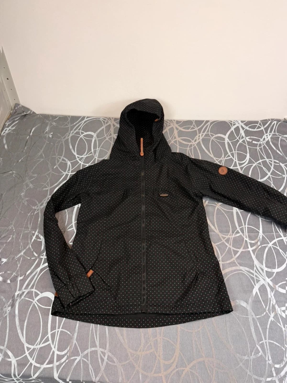 Alife and Kickin bunda, velikost L — second hand, velmi dobrý