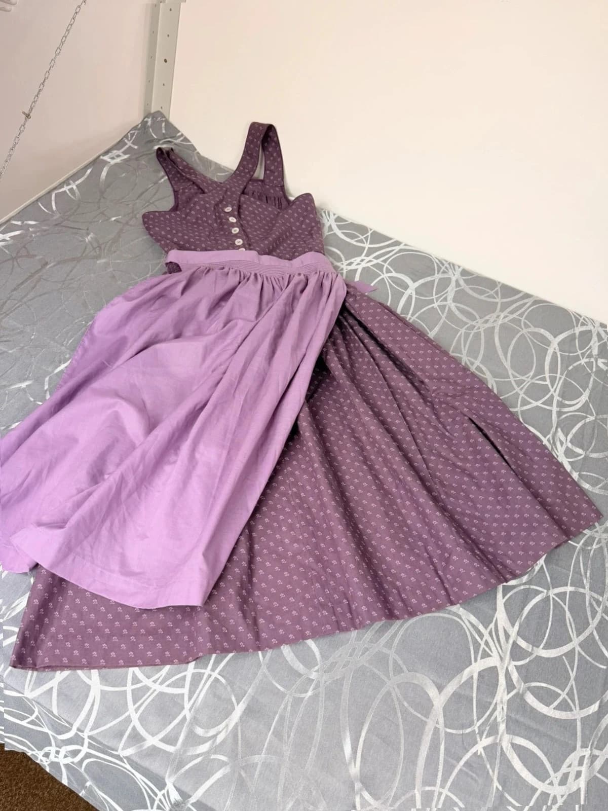 XSOXA bavorské šaty / dirndl / kroj, velikost 36 — second hand, velmi dobrý