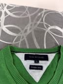 Tommy Hilfiger svetr, velikost L — second hand, dobrý — detail 3