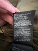 H&M péřový kabát, velikost XS — second hand, velmi dobrý — detail 6