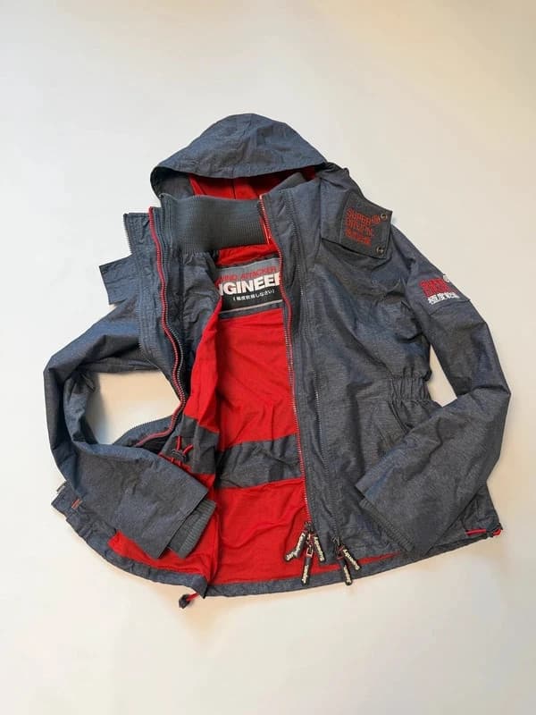 Bunda Superdry, velikost S — second hand, velmi dobrý