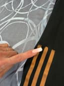 Adidas tepláky, velikost M — second hand, velmi dobrý — detail 7