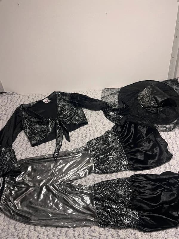 Bez značky Čarodějnice kostým, velikost M — second hand, velmi dobrý
