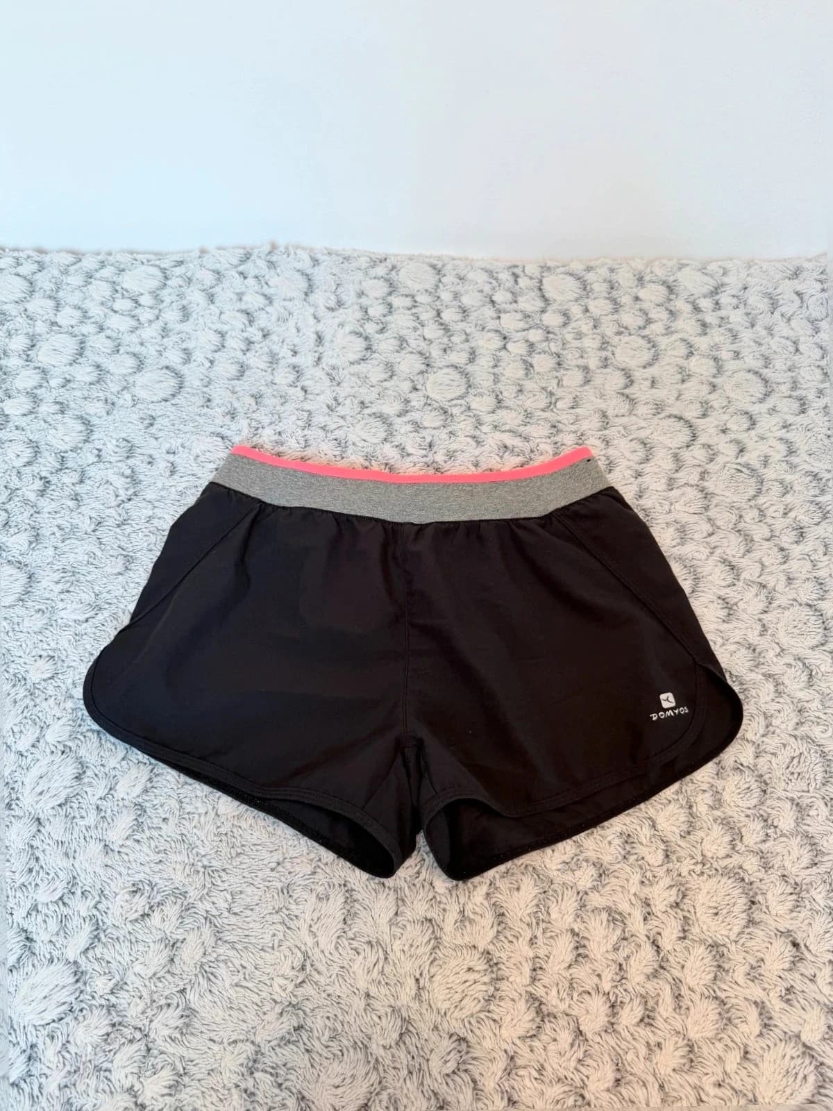 Decathlon kratasy, velikost XXS — second hand, velmi dobrý
