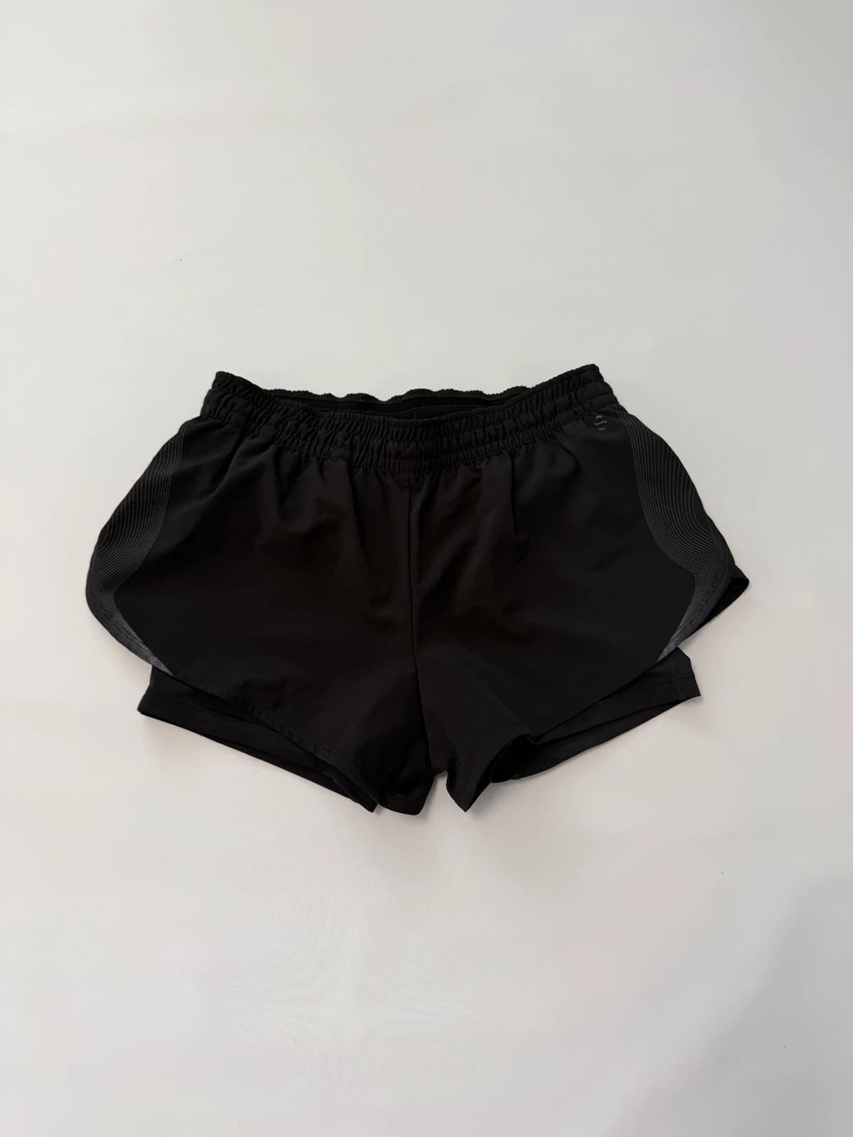 Kraťasy běžecké H&M, velikost 36 — second hand, velmi dobrý