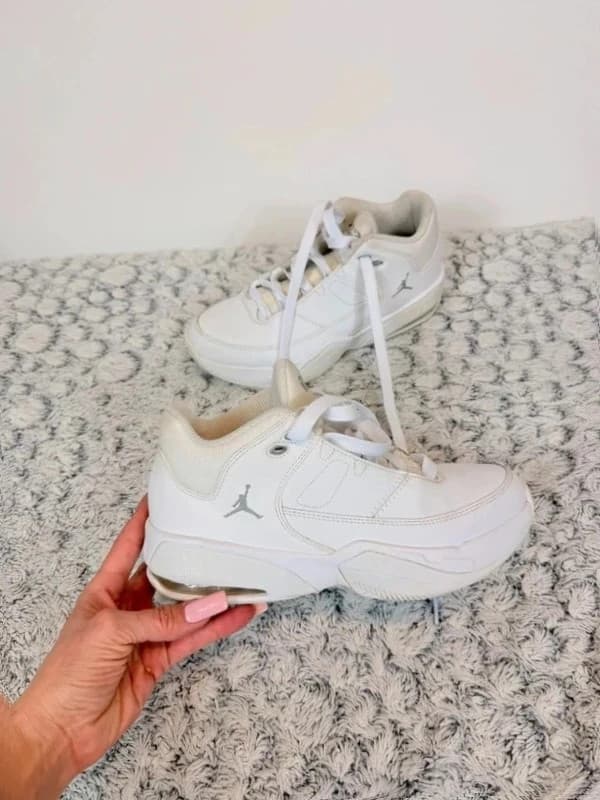 Nike boty / tenisky, velikost 39 — second hand, velmi dobrý