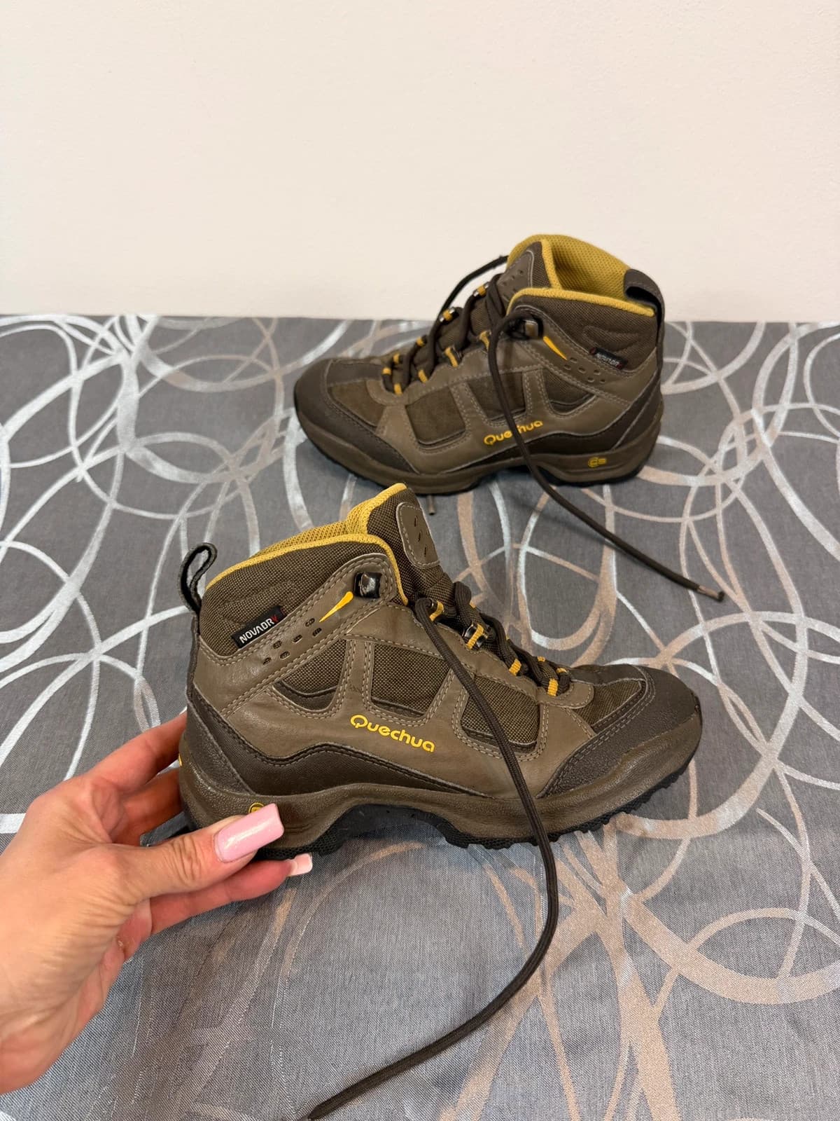 Quechua boty, velikost 33 — second hand, velmi dobrý