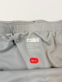 Nike kraťasy, velikost M — second hand, velmi dobrý — detail 6