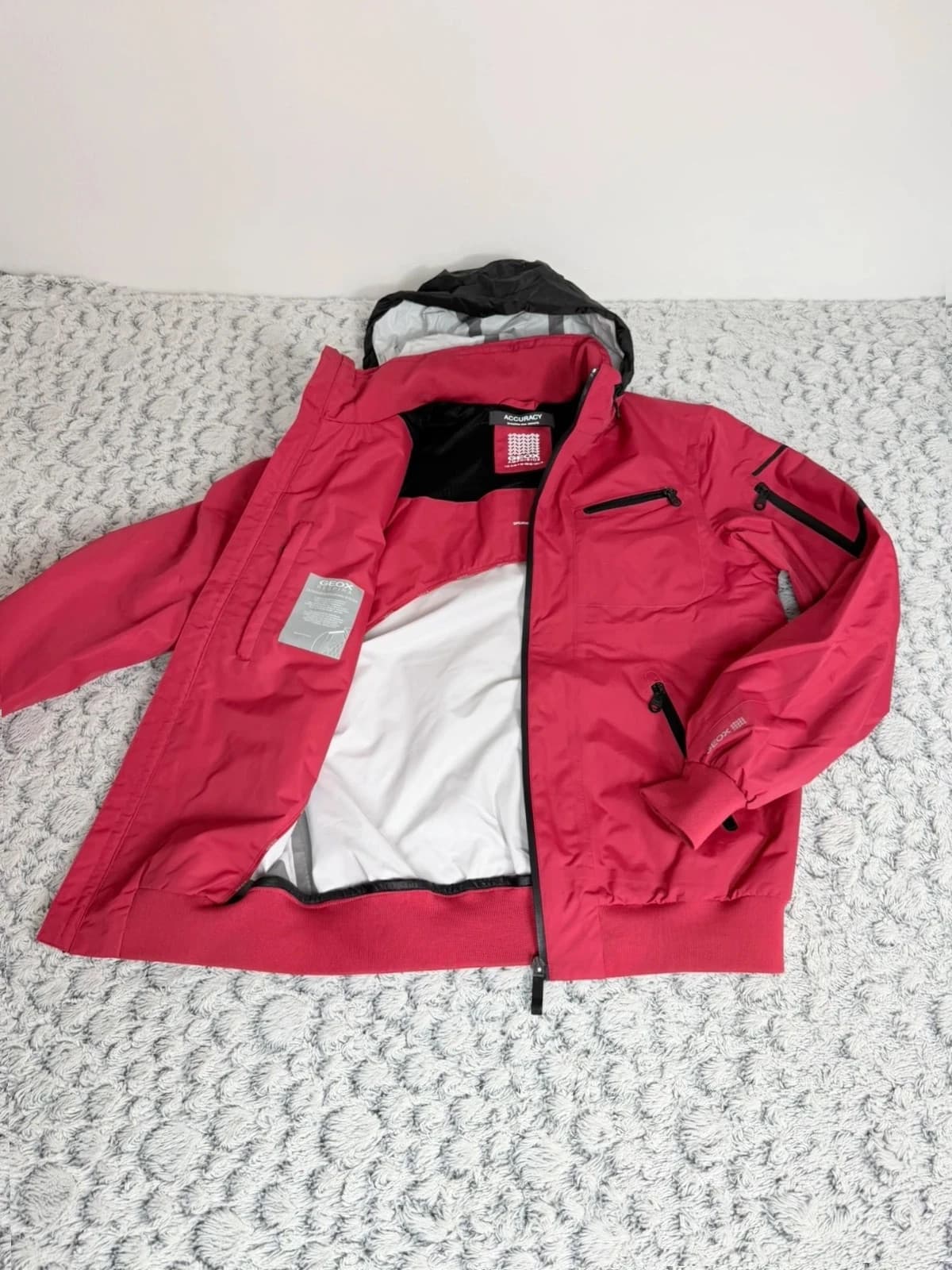 Geox nepromokavá bunda, velikost 48 — second hand, velmi dobrý