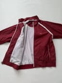 Nike bunda, velikost L — second hand, velmi dobrý — detail 1