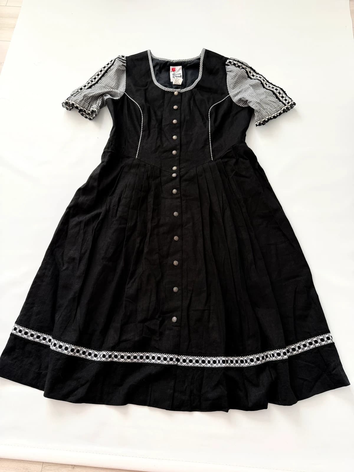 Rose dirndl lněné bavorské šaty, velikost 50 — second hand, velmi dobrý