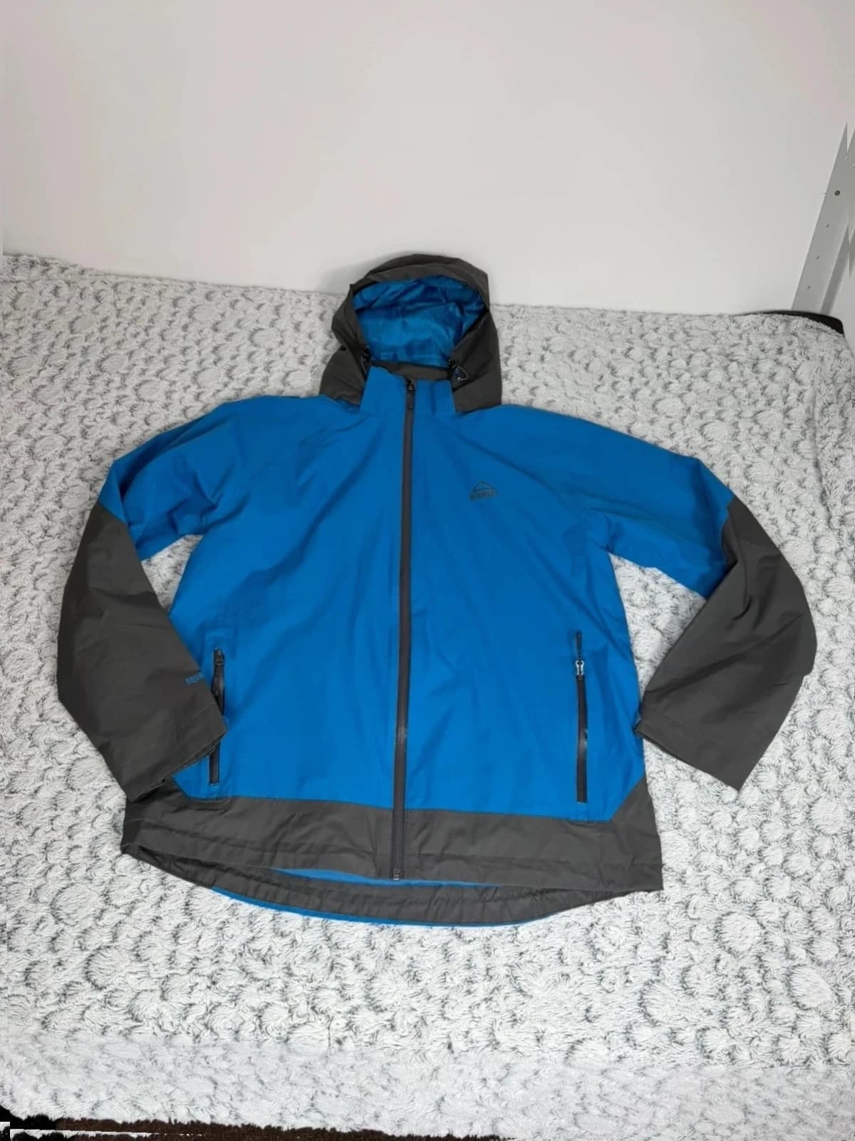 McKinley outdoorová bunda AQUAmax Elite, velikost L — second hand, velmi dobrý