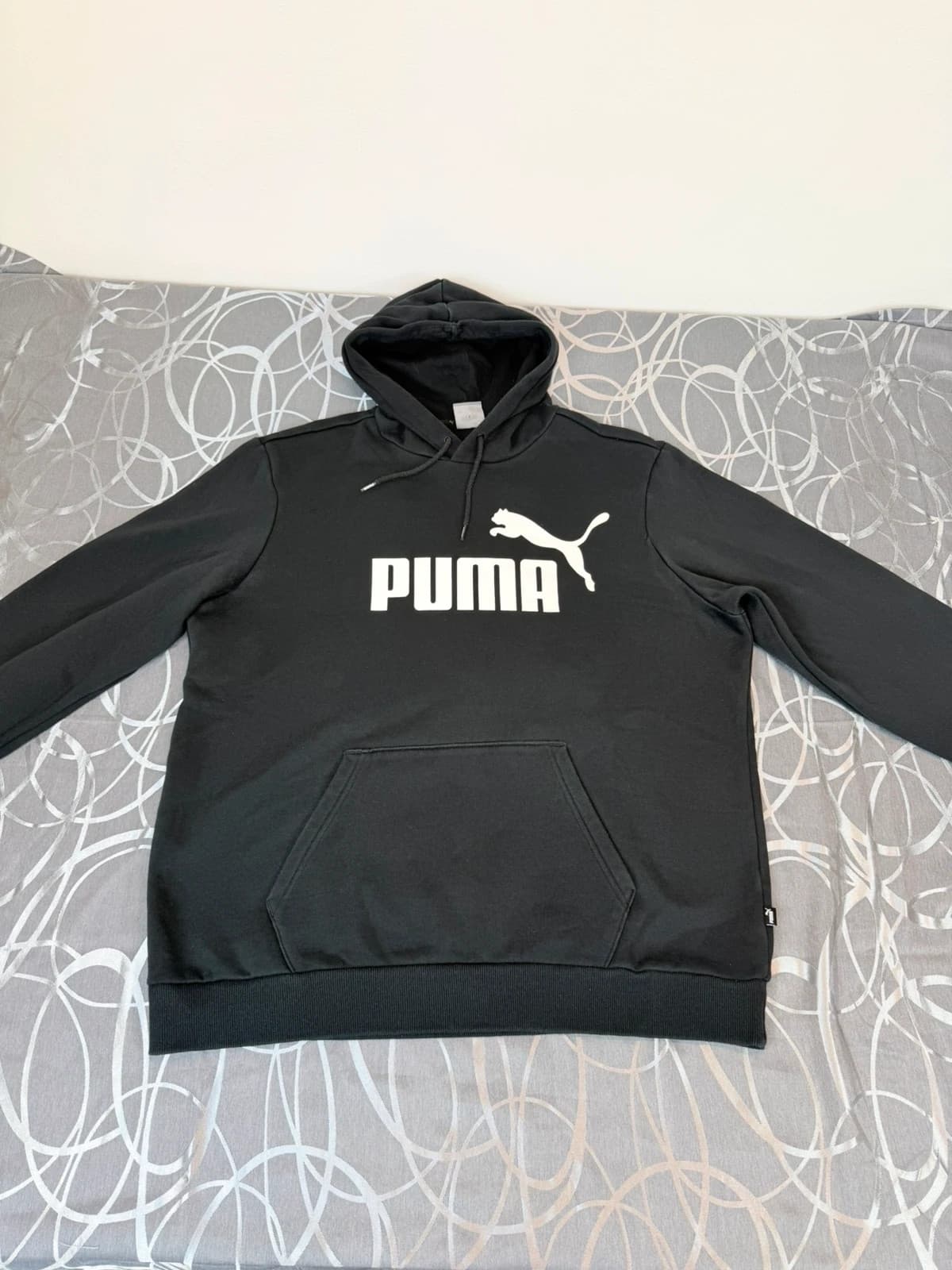 Puma mikina, velikost XL — second hand, velmi dobrý