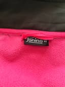 Janina softshellová bunda, velikost 44 — second hand, velmi dobrý — detail 2