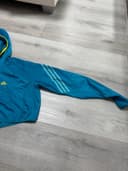 Adidas bunda krátká, velikost 36 — second hand, velmi dobrý — detail 3