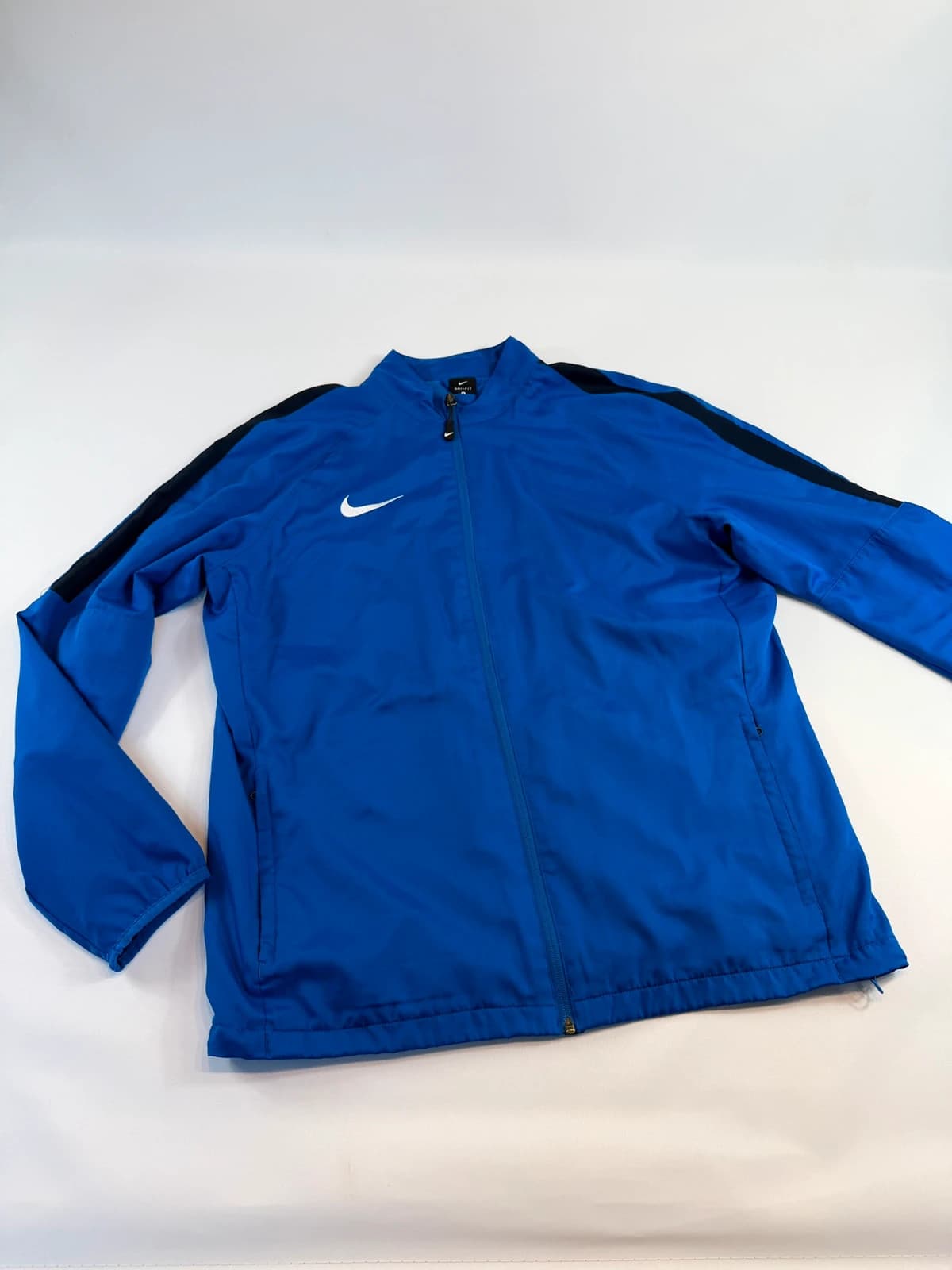 Nike bunda, velikost XL — second hand, velmi dobrý