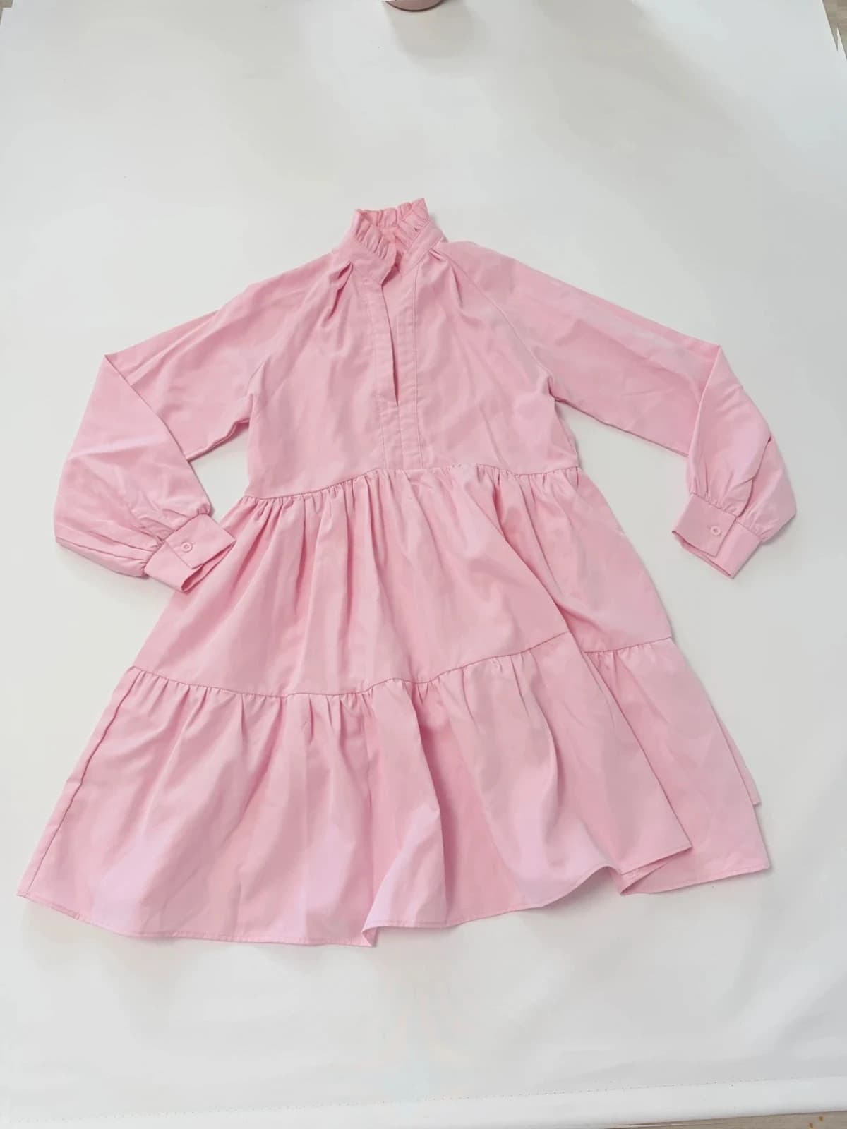 Shein Krásné šaty, velikost 36 — second hand, velmi dobrý