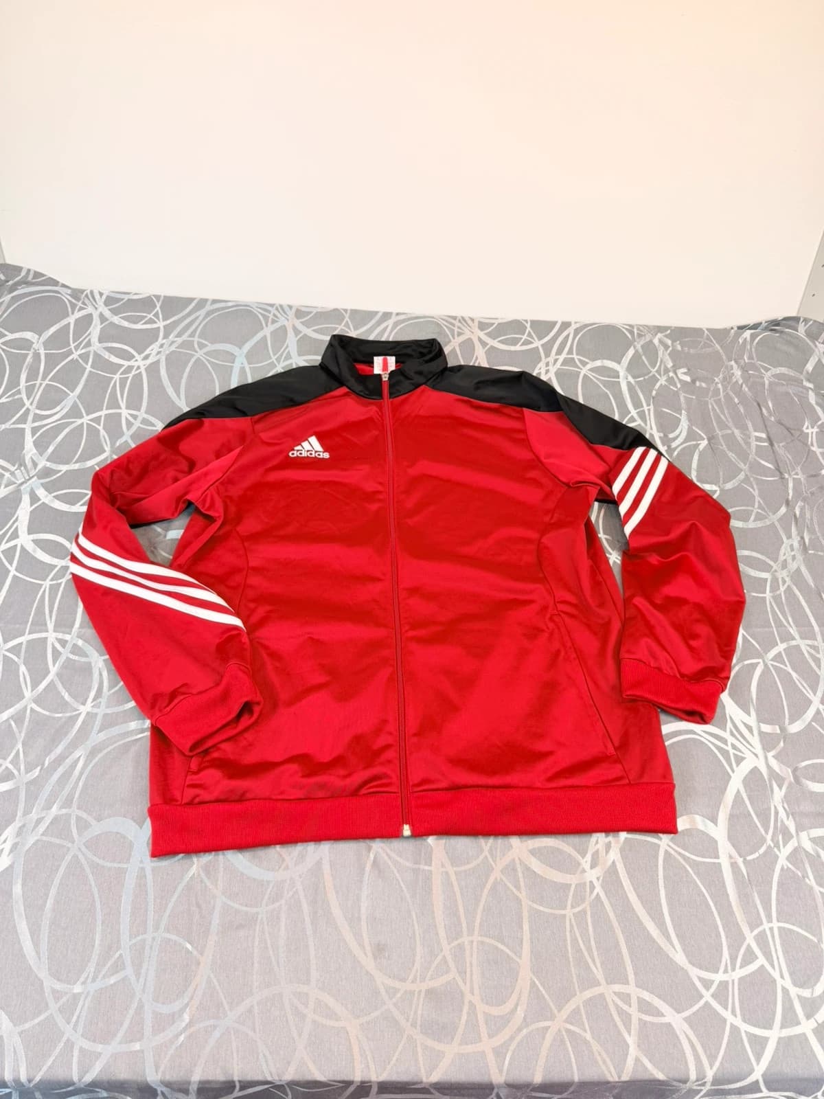 Mikina Adidas, velikost XL — second hand, velmi dobrý