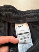 Nike tepláky, velikost M — second hand, velmi dobrý — detail 4