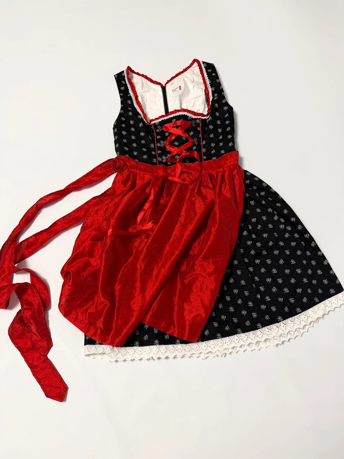 Nkd bavorské šaty  / Dirndl / kroj, velikost L — second hand, velmi dobrý