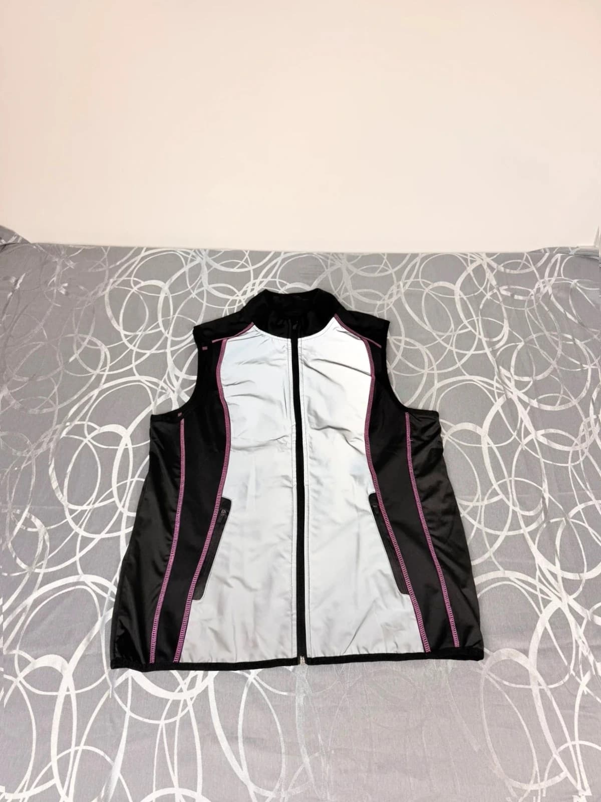 Crivit vesta, velikost L — second hand, velmi dobrý