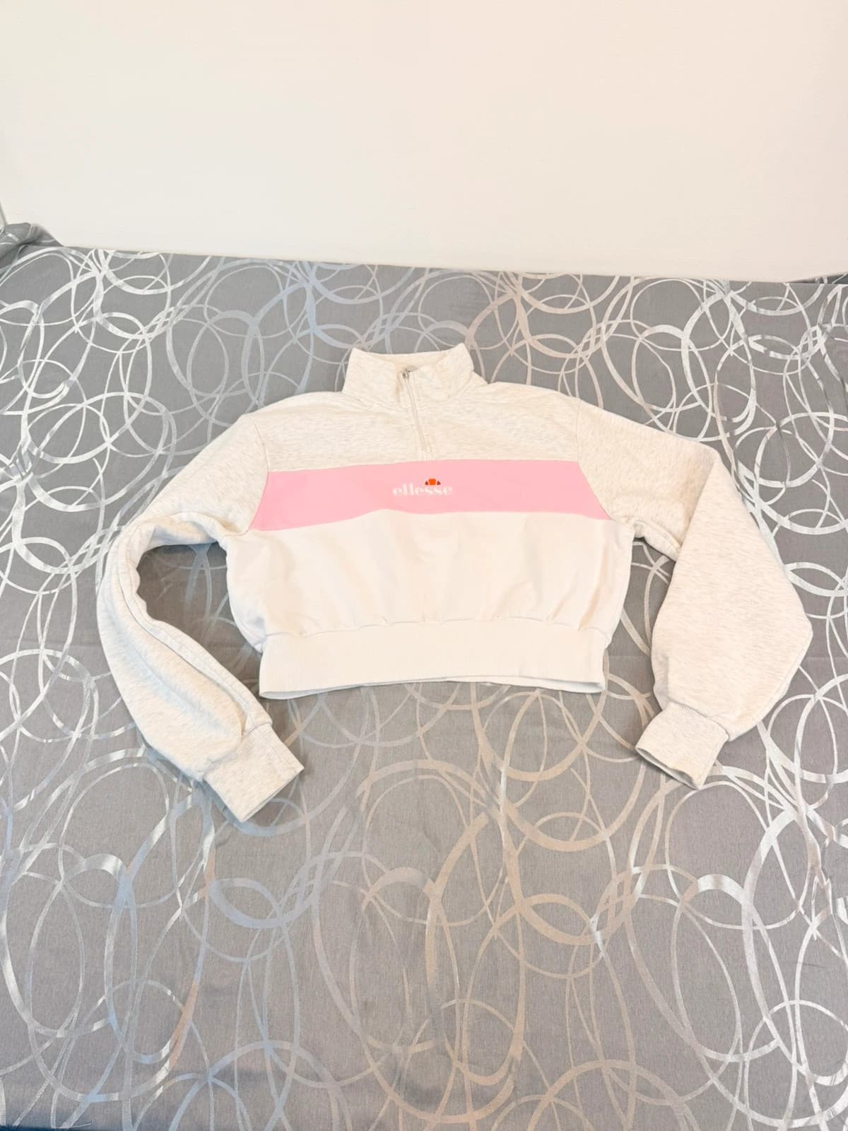 Ellesse mikina, velikost 38 — second hand, velmi dobrý