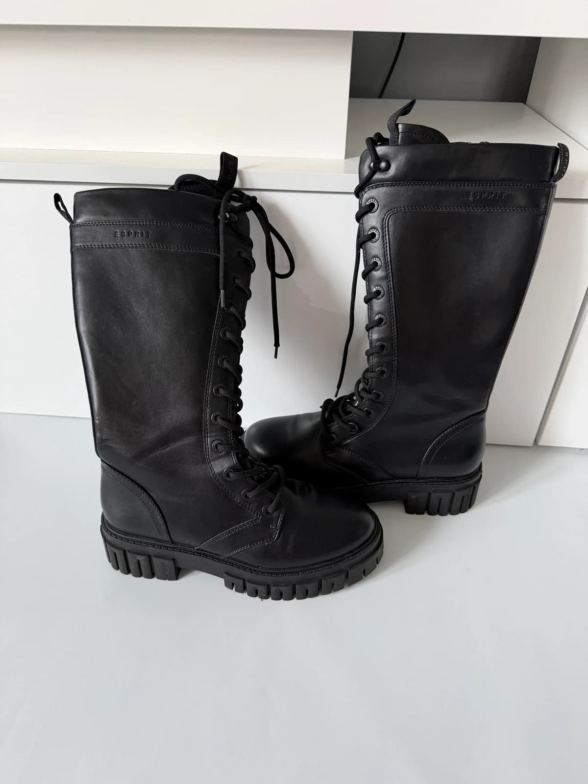 Esprit kozačky, velikost 38 — second hand, velmi dobrý