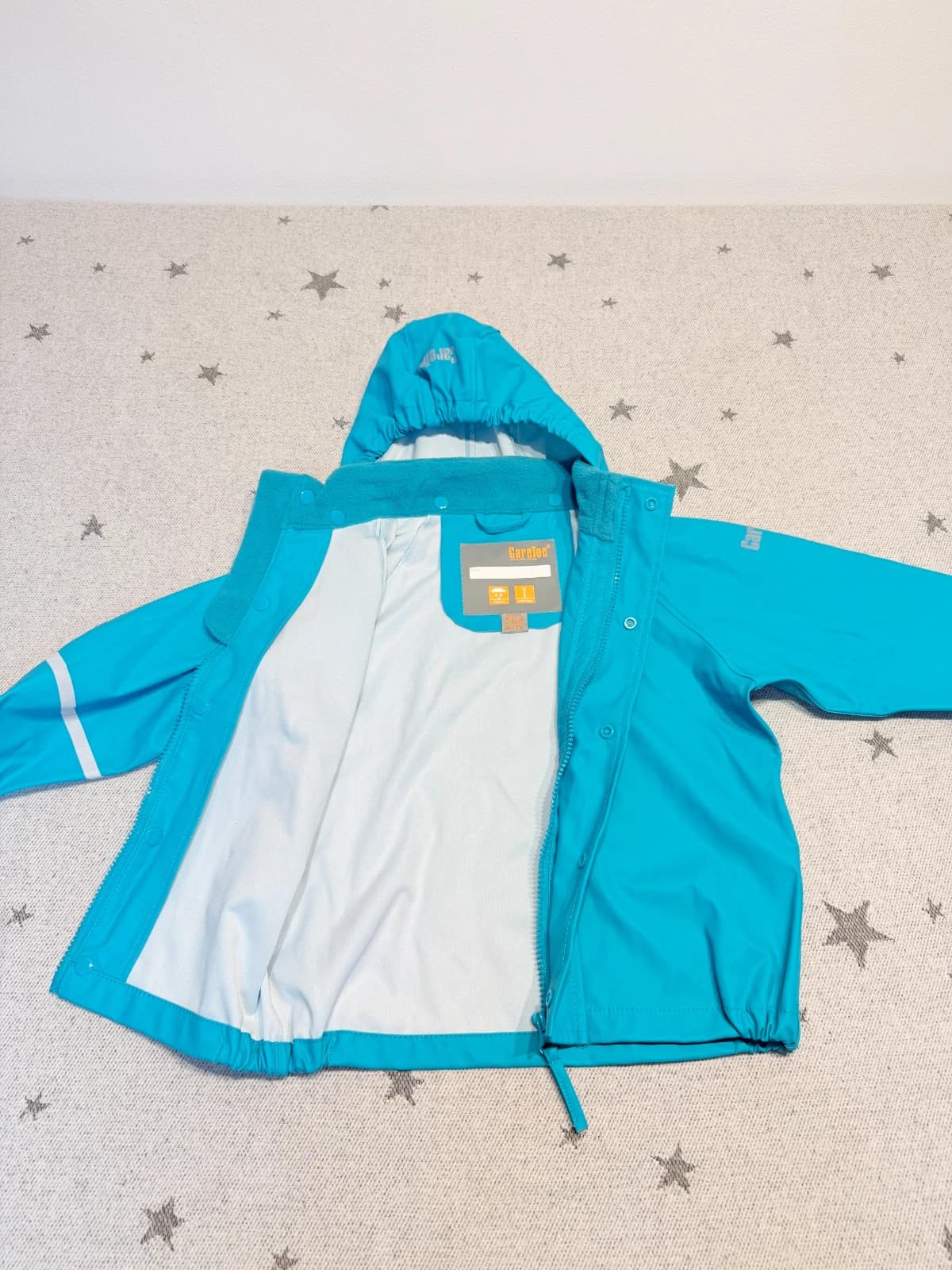 Caretec nepromokava bunda, velikost 92 — second hand, velmi dobrý