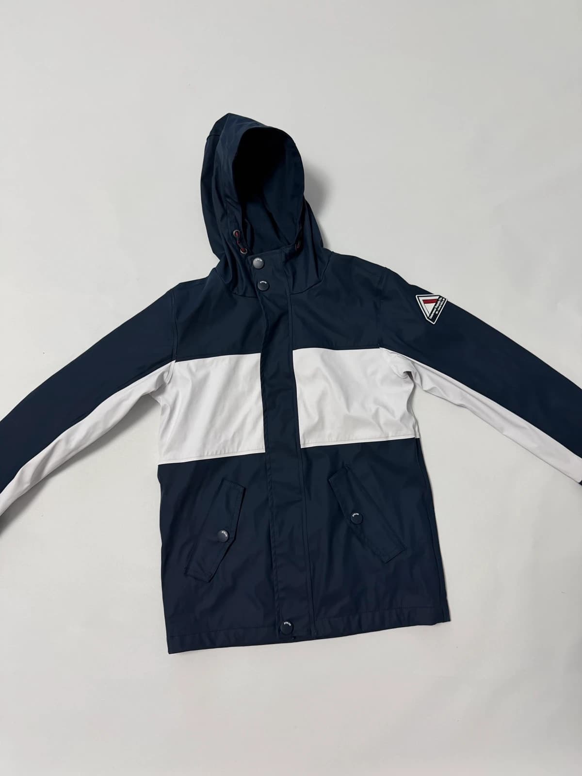 C&A Nepromokavá bunda, velikost 128 — second hand, velmi dobrý