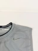 Nike tílko, velikost M — second hand, velmi dobrý — detail 2