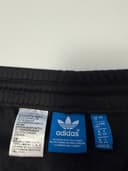 Adidas tepláky, velikost M — second hand, velmi dobrý — detail 4