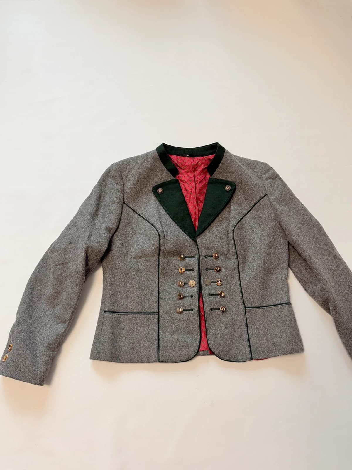 Bez značky Bavorské sako / nebo myslivecke, velikost M — second hand, velmi dobrý