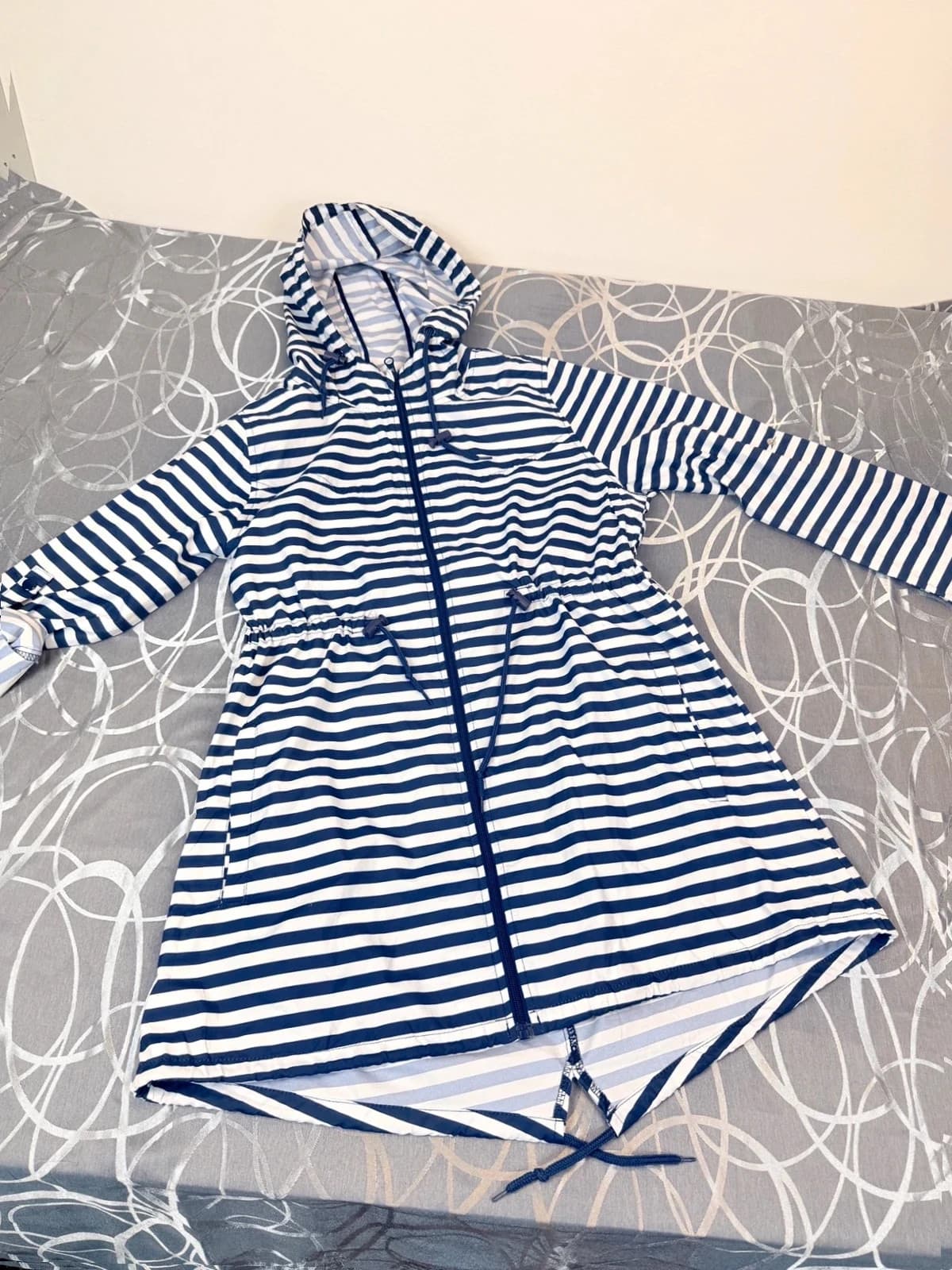 Colloseum parka, velikost M — second hand, velmi dobrý