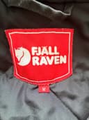 Fjällräven kabát, velikost M — second hand, velmi dobrý — detail 3