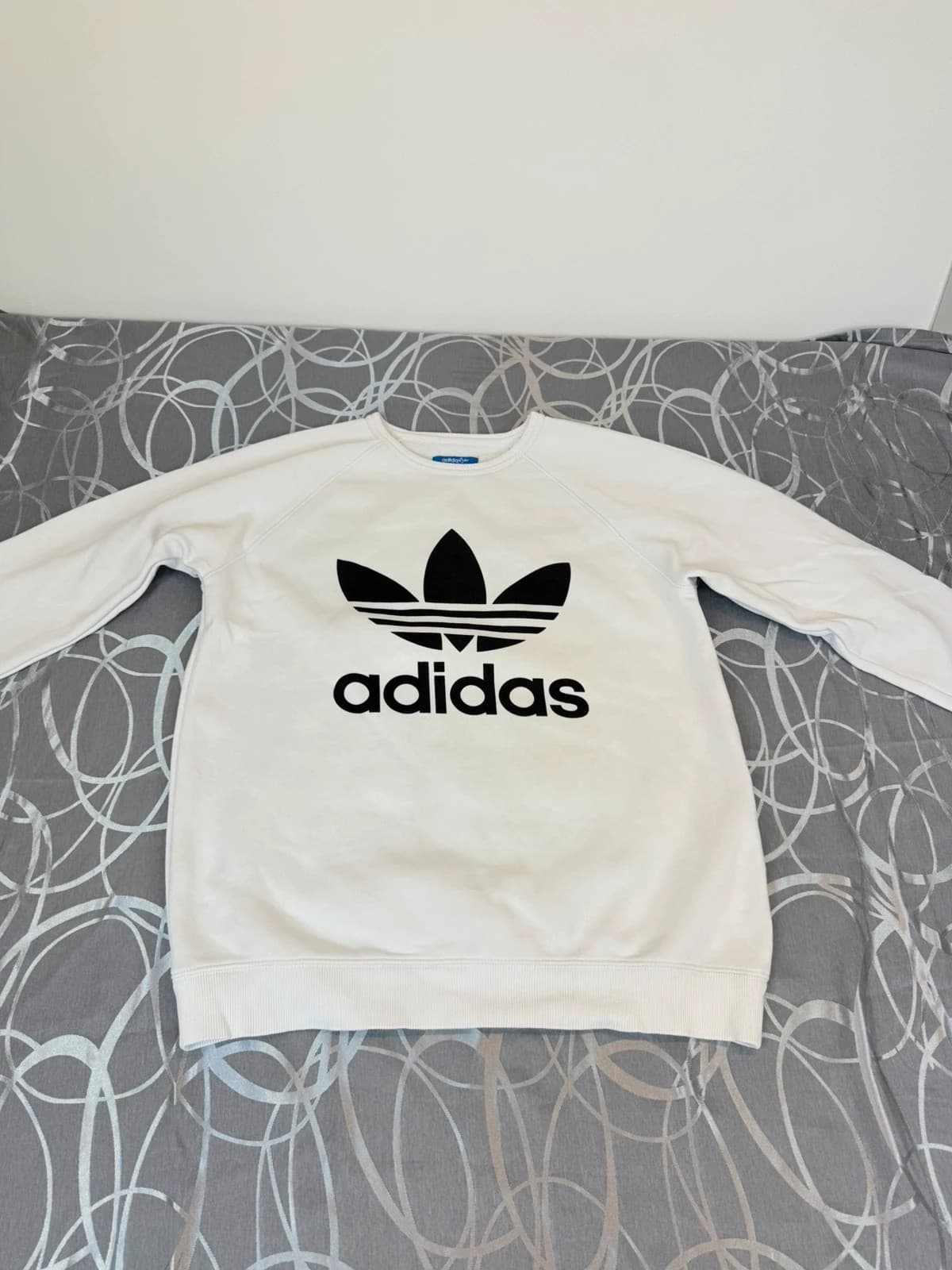 Adidas mikina, velikost M — second hand, velmi dobrý