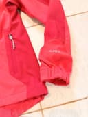 The North Face bunda, velikost M — second hand, velmi dobrý — detail 3