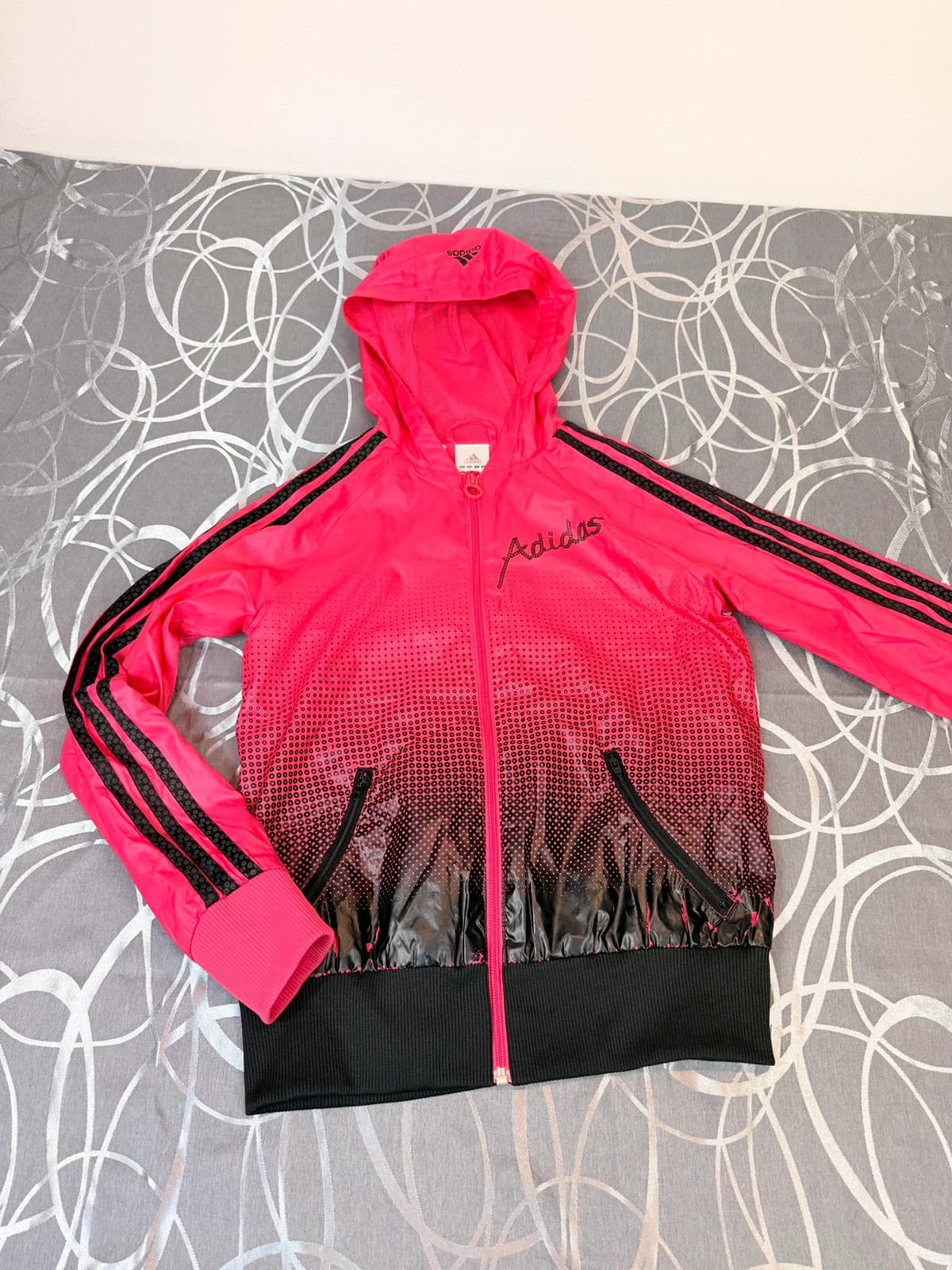 Adidas bunda, velikost 152 — second hand, velmi dobrý