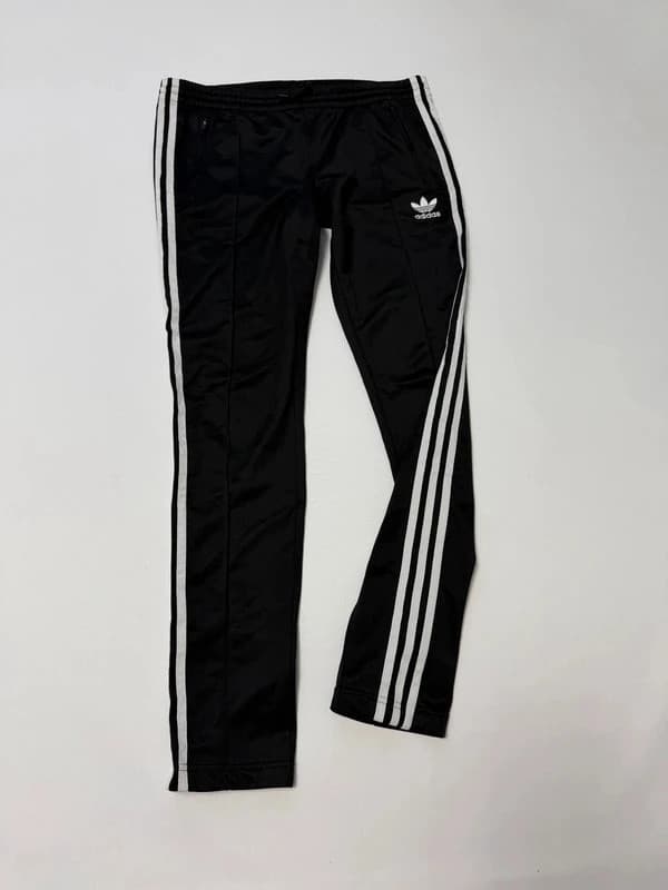 Adidas tepláky, velikost M — second hand, velmi dobrý