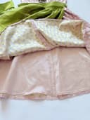 Bavorské šaty / dirndl / kroj Tramontana, velikost 38 — second hand, velmi dobrý — detail 3