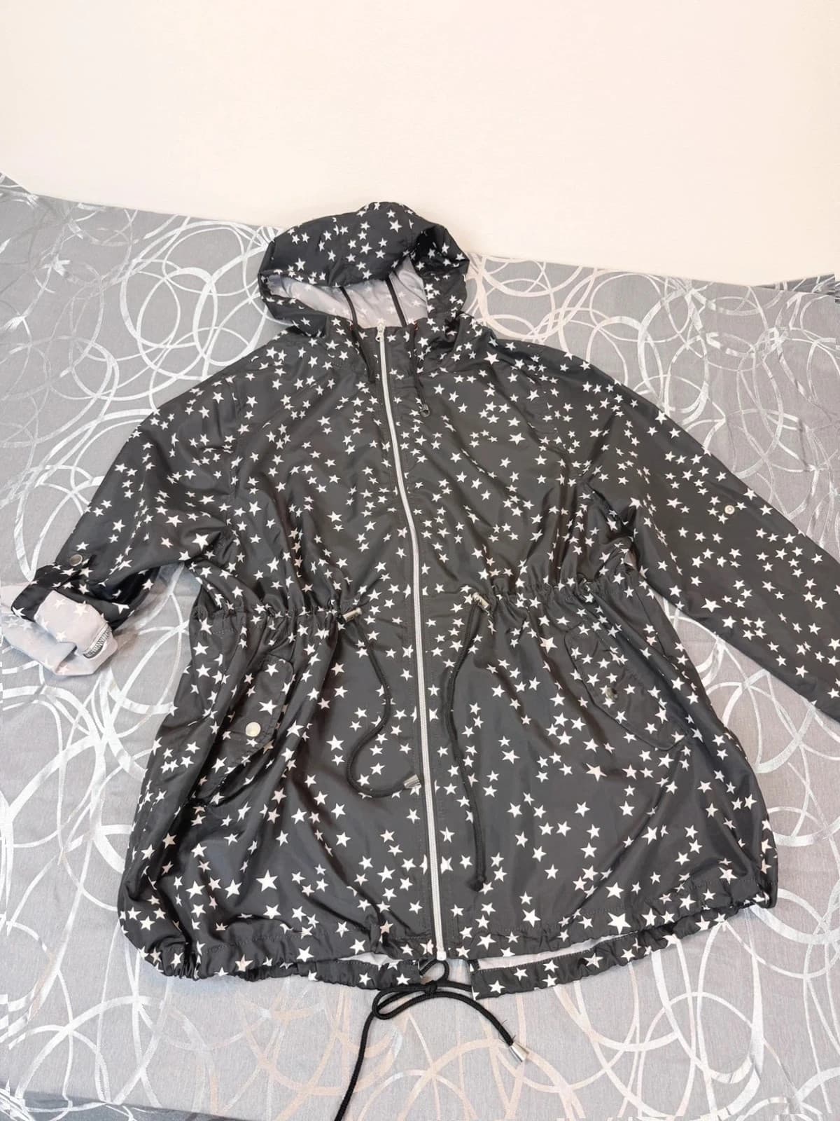 Bez značky Parka, velikost XL — second hand, velmi dobrý
