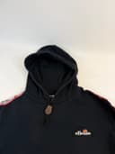 Ellesse mikina, velikost M — second hand, velmi dobrý — detail 3