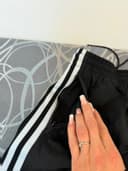 Sportovní kalhoty Adidas, velikost S — second hand, velmi dobrý — detail 7