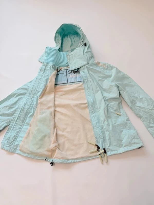 Bunda Superdry, velikost L — second hand, velmi dobrý